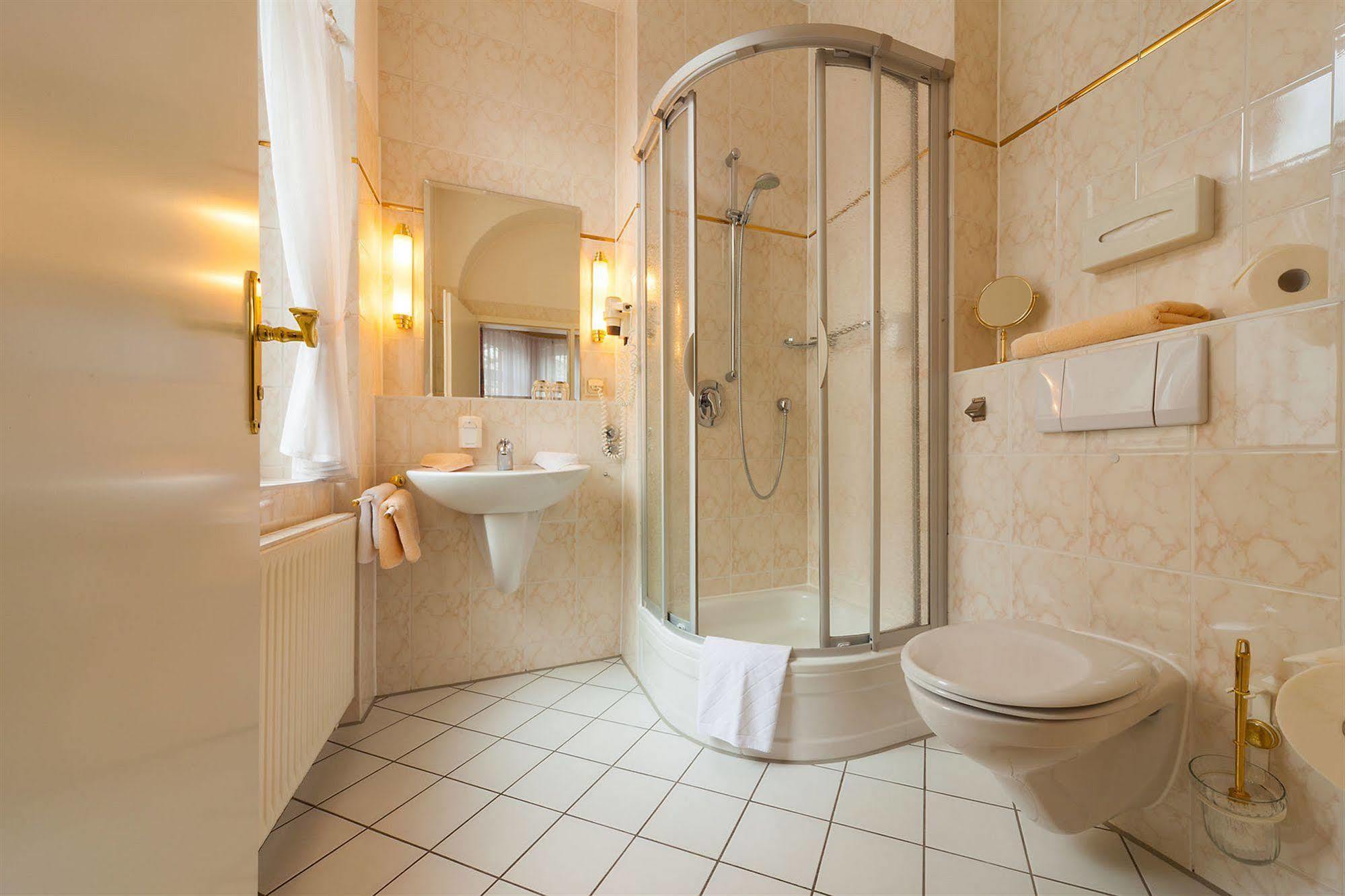 Hotel Residenz Joop Magdeburg Ngoại thất bức ảnh